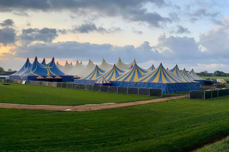 tenten bouwen festivals