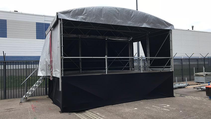 curved roof overkapping