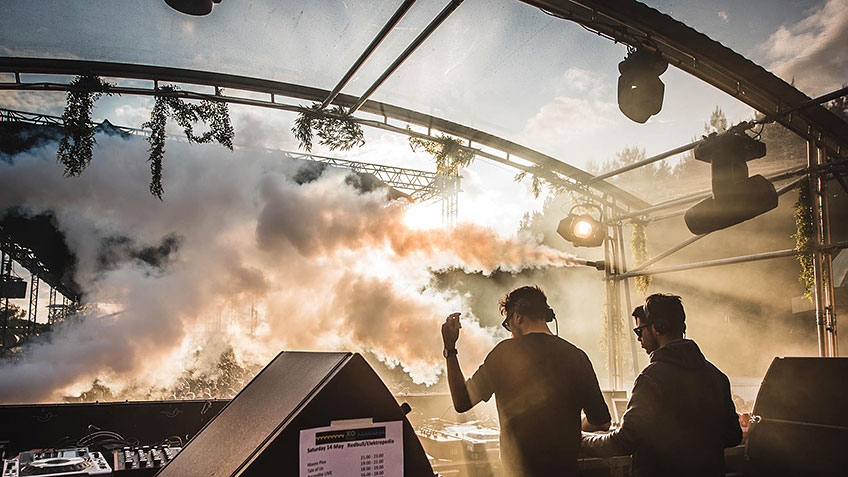 overdekte DJ-kap dance festival