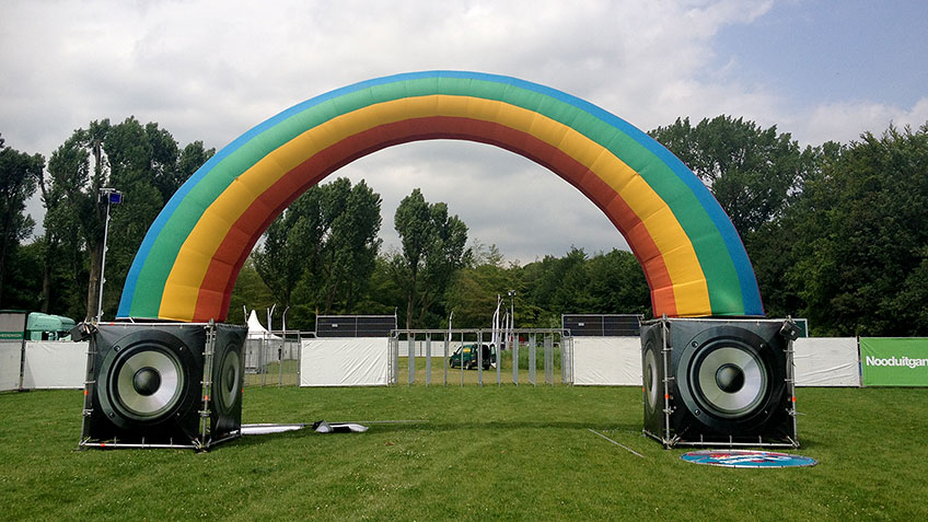 poort-constructie-muziekfestival