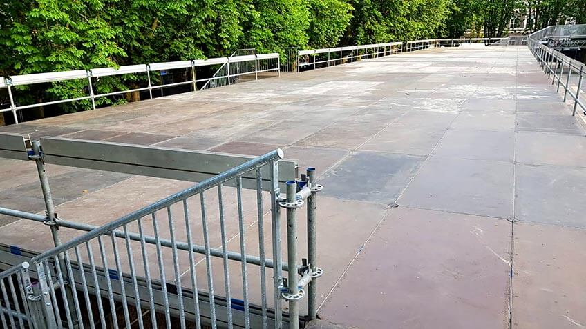 Layher VIP deck